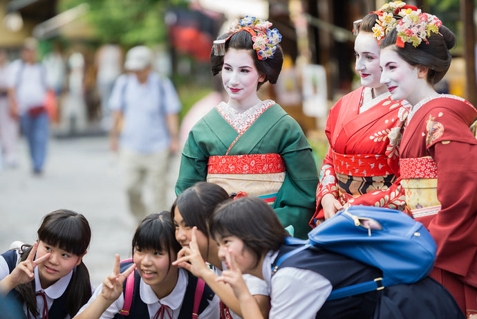 Could a foreigner wear a kimono? Is It Cultural Appropriation?