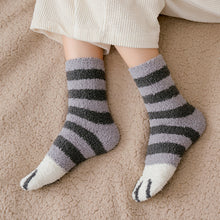 Load image into Gallery viewer, cat paws room socks warm and cozy