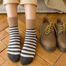 Load image into Gallery viewer, Crew Socks | Cotton | Grey Stripes