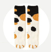 Load image into Gallery viewer, Kawaii Fluffy Room Socks - Cat Paws Black je