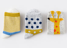 Charger l'image dans la galerie, Ensemble de 3 | chaussettes pour enfants | Girafe