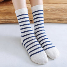 Charger l'image dans la galerie, Chaussettes Crew | Laine | Rayures blanches