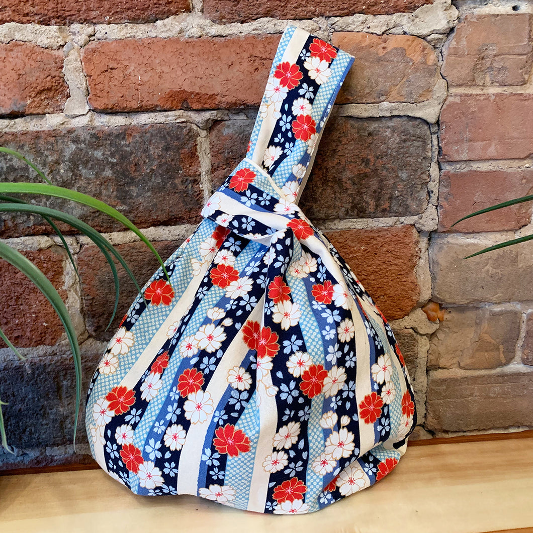 Handmade Japanese Knot bag - Beige Floral *Size M*