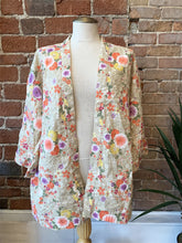 Load image into Gallery viewer, New Arrival - Kimono Shirt Beige Floral
