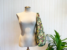 Load image into Gallery viewer, *Handmade* Origami bag | Market bag | Seigaiha (Green)
