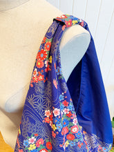 Load image into Gallery viewer, *Handmade* Origami bag | Market bag | Asanoha x Chrysanthemum (Navy)
