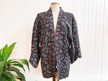 Load image into Gallery viewer, New Arrival ! Vintage Haori/Kimono Black Floral 1960s
