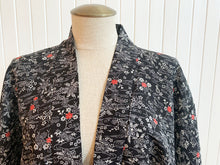 Load image into Gallery viewer, New Arrival ! Vintage Haori/Kimono Black Floral 1960s
