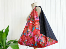 Load image into Gallery viewer, *Handmade* Origami bag | Market bag | Seigaiha (Red)
