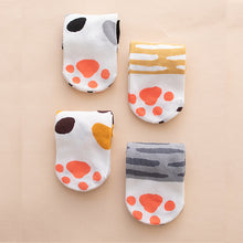 Load image into Gallery viewer, cat paws ankle socks cotton socks kawaii cute-Boutique Local NOVMTL
