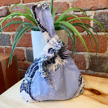 Load image into Gallery viewer, Handmade Japanese Knot bag - Wave *Size S*
