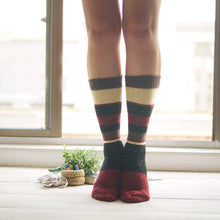 Load image into Gallery viewer, Wool and Cotton Blend Socks | Brown Stripes
