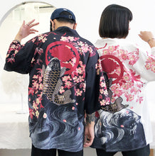 Charger l&#39;image dans la galerie, Chemise kimono - Poisson Koi avec des fleurs rouges | Kimono Anime
