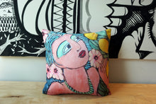 Load image into Gallery viewer, ROGER CAMOUS Toss Cushion - Lemon - novmtl
