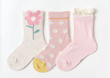 Load image into Gallery viewer, 3 Pack Kids&#39; Socks | Cotton | Pink Flower|Boutique novmtl
