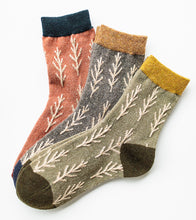 Load image into Gallery viewer, New Arrival | Wool Socks | Tree (Red)
