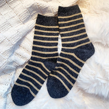 Charger l&#39;image dans la galerie, cozy cotton socks winter warm socks
